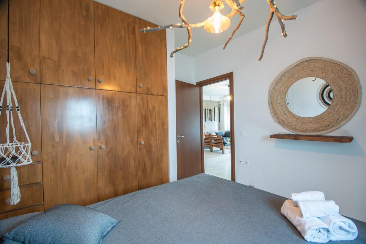 איסטרו Chrisambelos Apartments מראה חיצוני תמונה